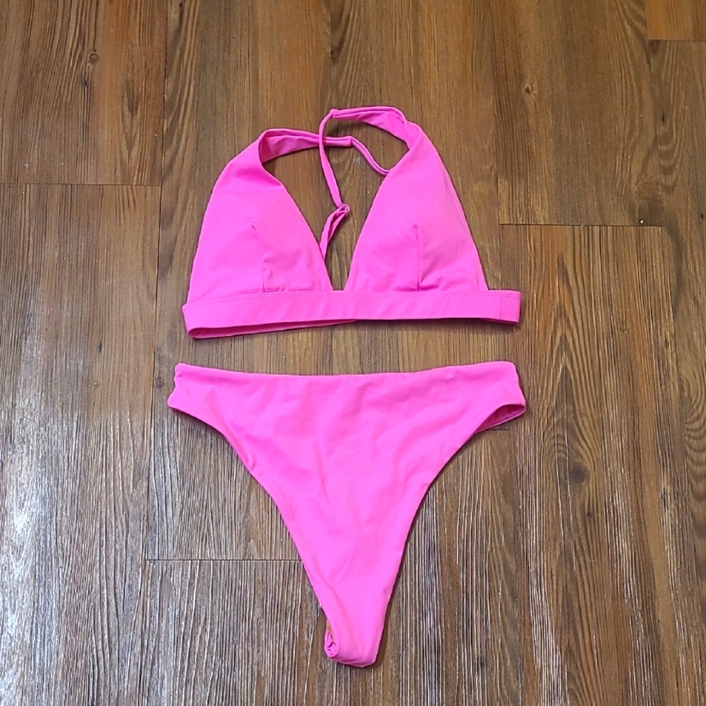 Vibrant Pink Bikini Set for women zise m used good‎ condition